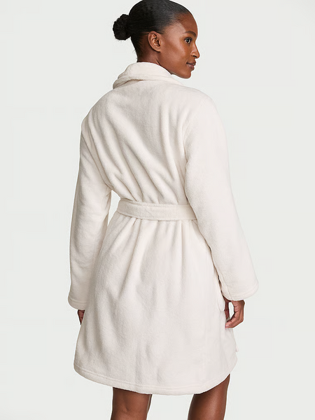 Плюшевый халат Victoria's Secret Cozy Plush с вышивкой на воротнике, XS/S белый 27365845 фото