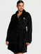 Плюшевый халат Victoria&rsquo;s Secret Cozy Plush с вышивкой, XS/S черный 27368266 фото 1