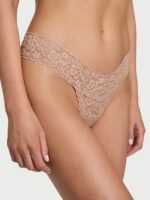 Кружевные трусики тонг Victoria's Secret Lace Thong Panty