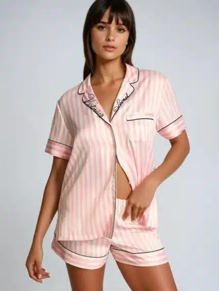 Атласна піжама Вікторія Сікрет зі шортами в рожеву смужку
